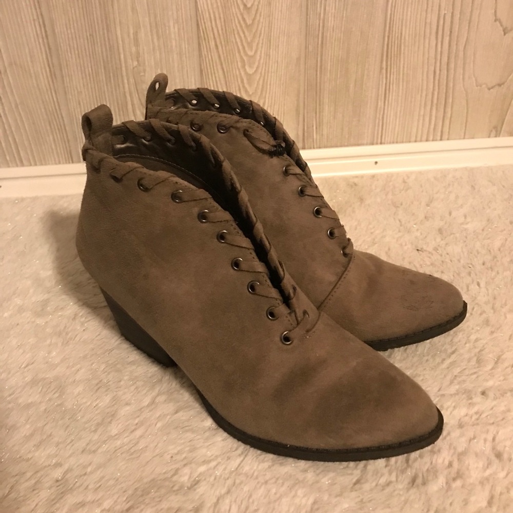 Coconuts boots
